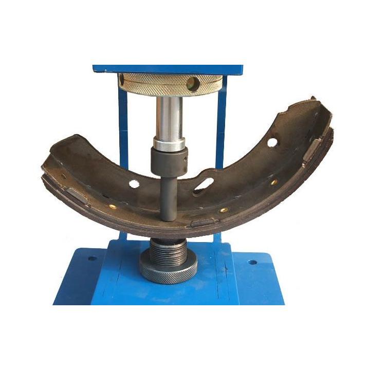 Remachadora hidroneumática de sobremesa para zapatas de freno de camión